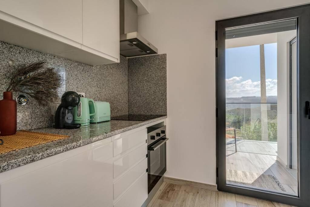 Happiness Apartment - 2Bedroom Apt In Алжезур Экстерьер фото